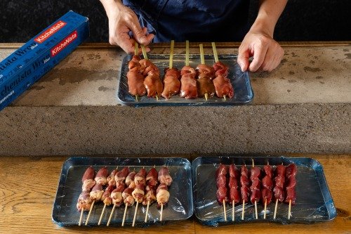 キッチニスタラップ抗菌ブルーと熟成肉