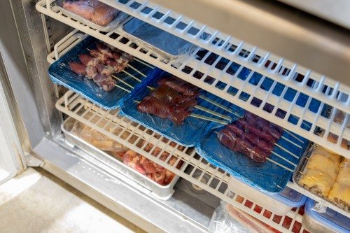 冷蔵庫で青色が目立つ